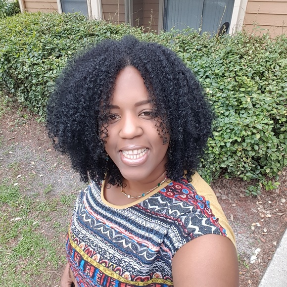 ✨MEET YOUR POSHER✨ - Picture 3 of 3